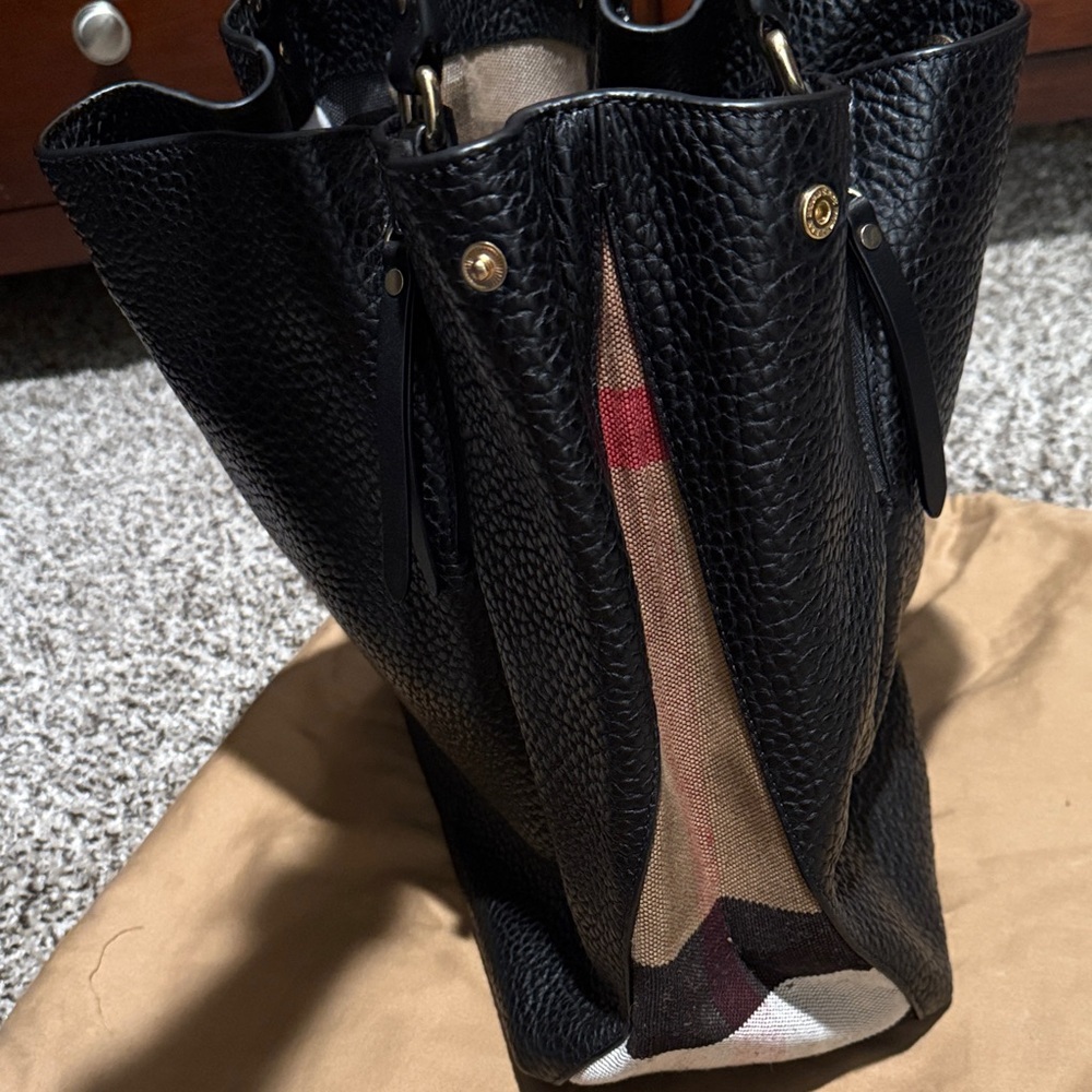 SOLD Burberry Textured Black Leather Shoulder Tote - Picture 8 of 15